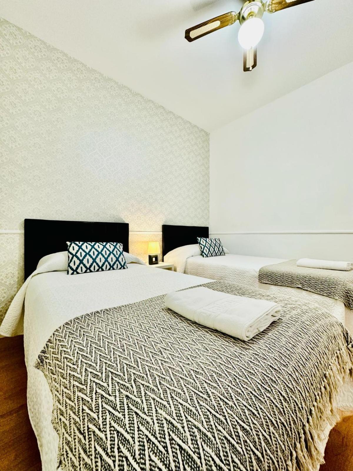 מרידה Apartamento Turistico Pizarro מראה חיצוני תמונה